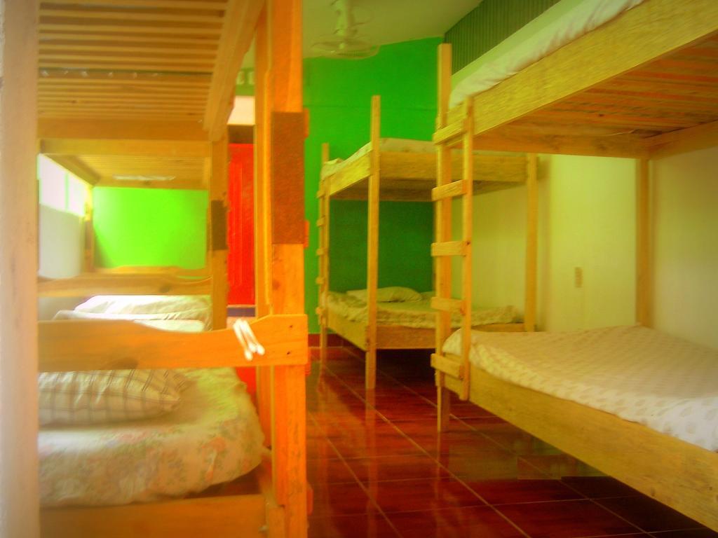 Hostel Tadeo Сан Хуан дел Сур Стая снимка